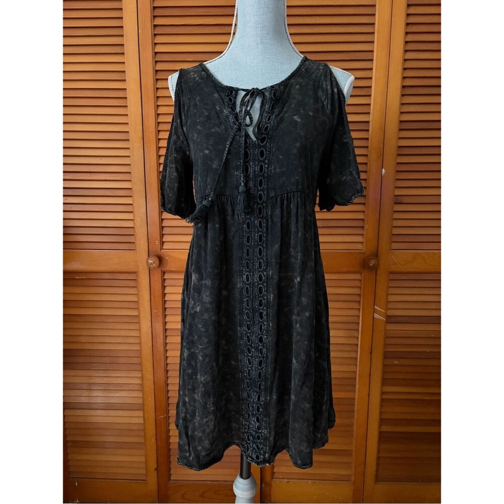 Acid Wash Black Cold-Shoulder Lace-Trim Gothic Cottagecore Dress